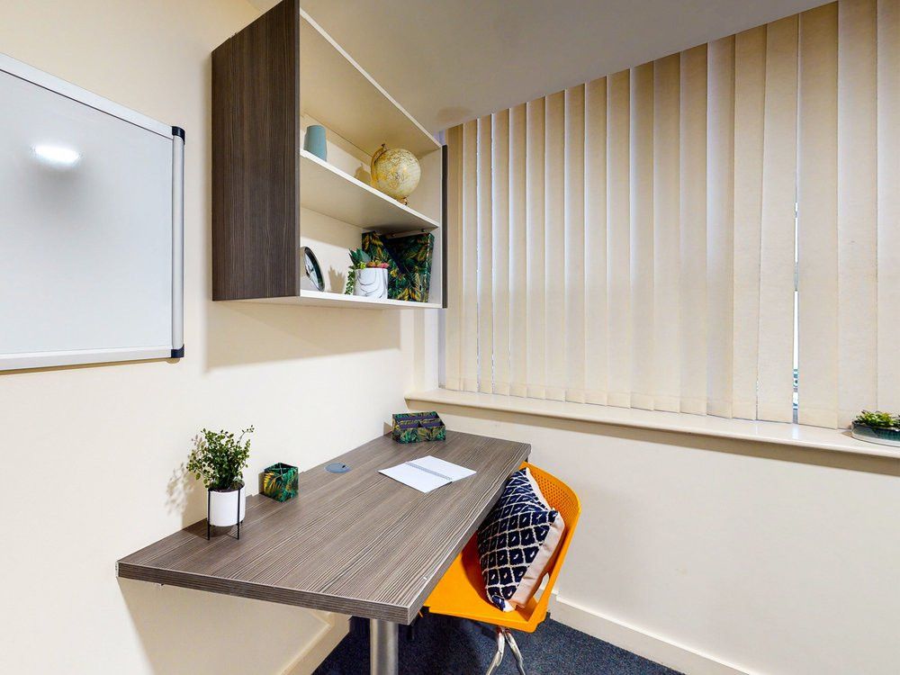 Property photo 1 of 5