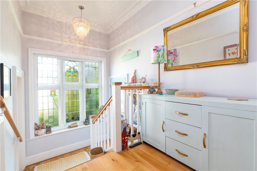 Property photo 2 of 23 Landing