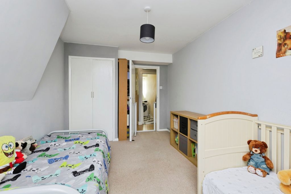 Additional image 14 of 2 bed flat for saleLennox Court, Mutton Hall Hill, Heathfield, East Sussex TN21