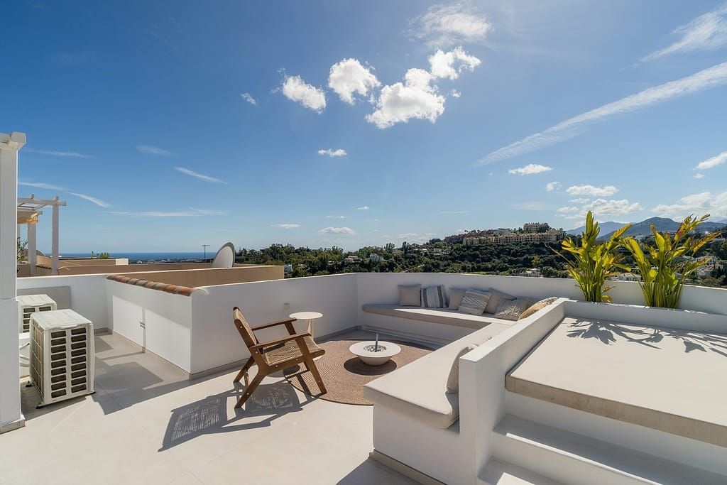 Property photo 1 of 24 Penthouse Apartment Esmara952 1