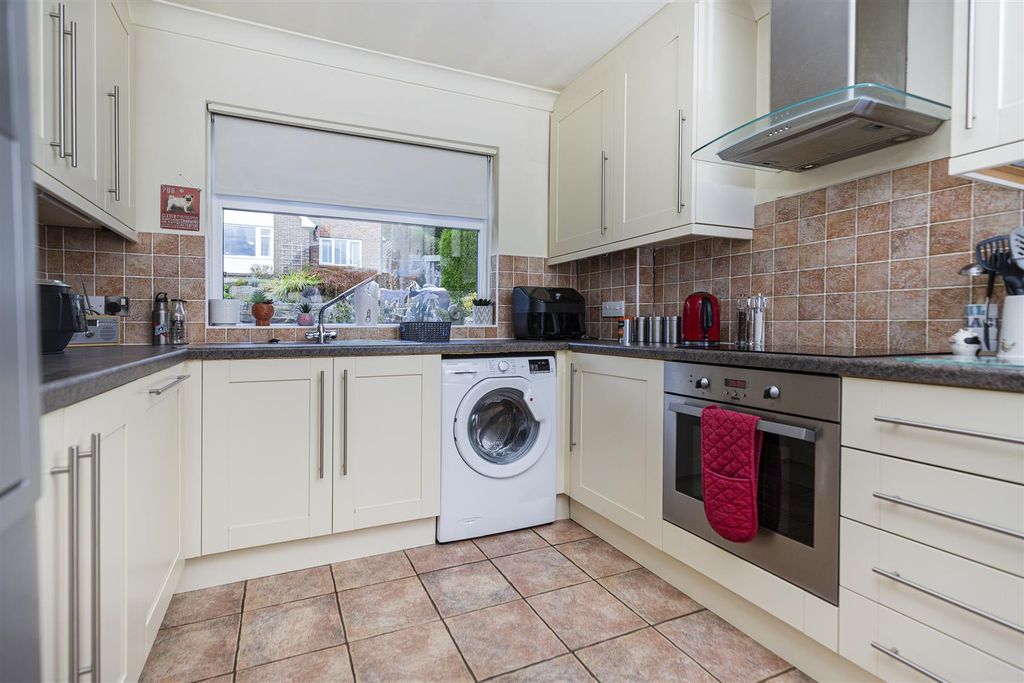Property photo 2 of 42 Kitchen
