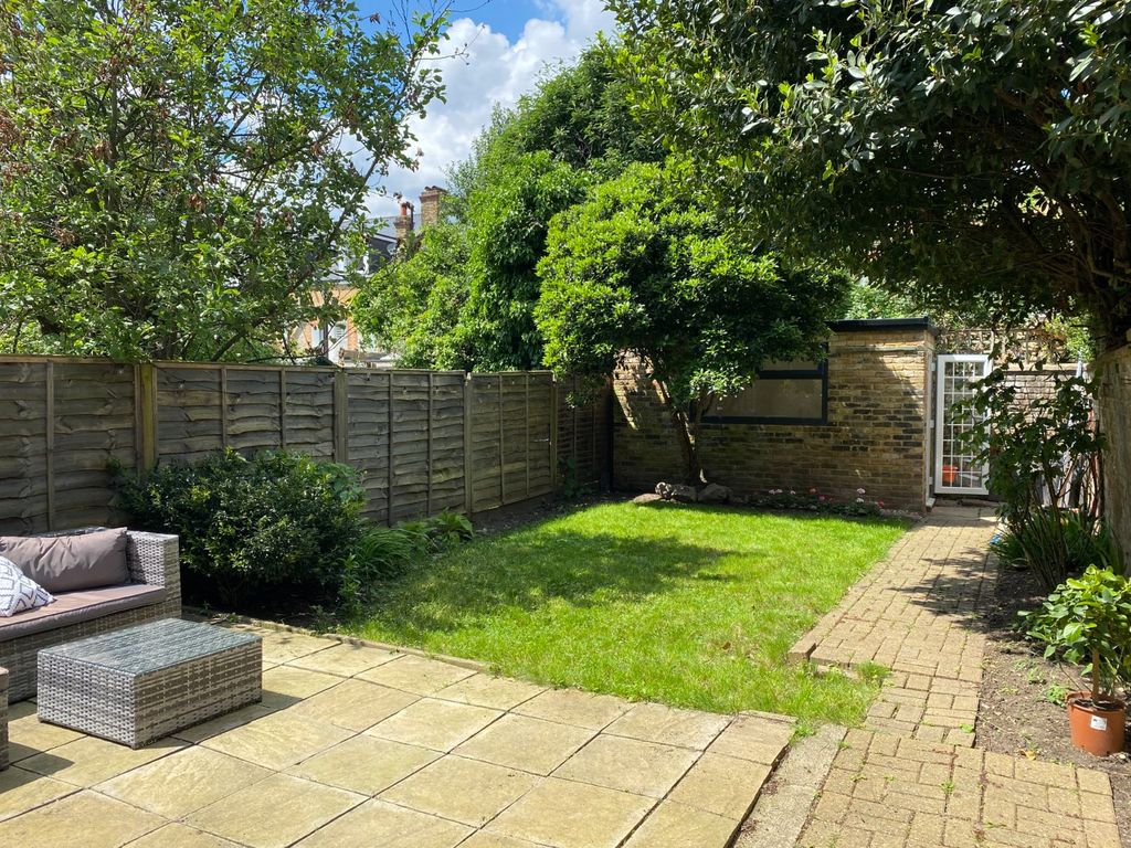 Property photo 3 of 14 Picture No. 01