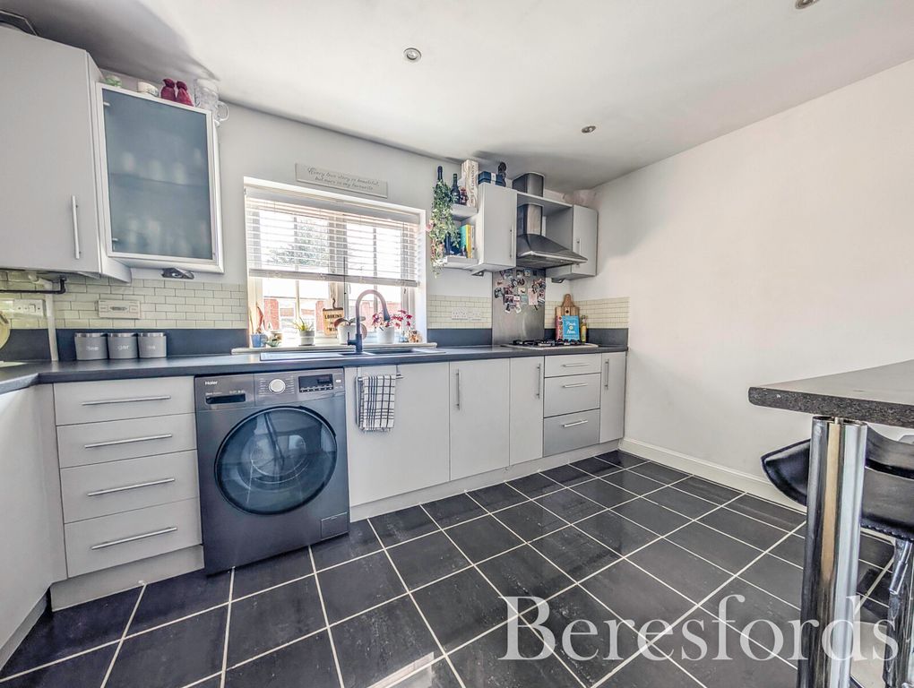 Property photo 3 of 9 Picture 3