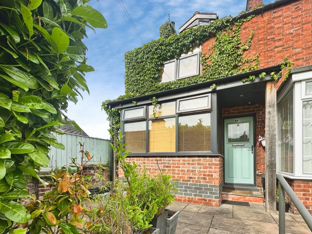 Property photo 1 of 17 Outside