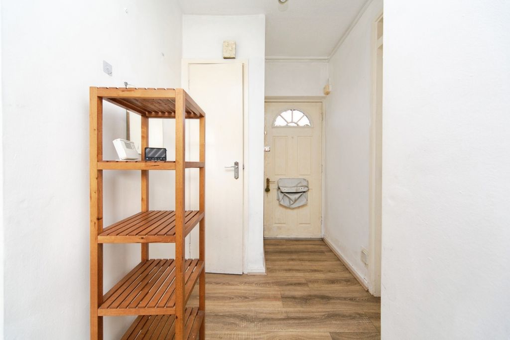 Property photo 2 of 14 Pbox-Img.Jpg