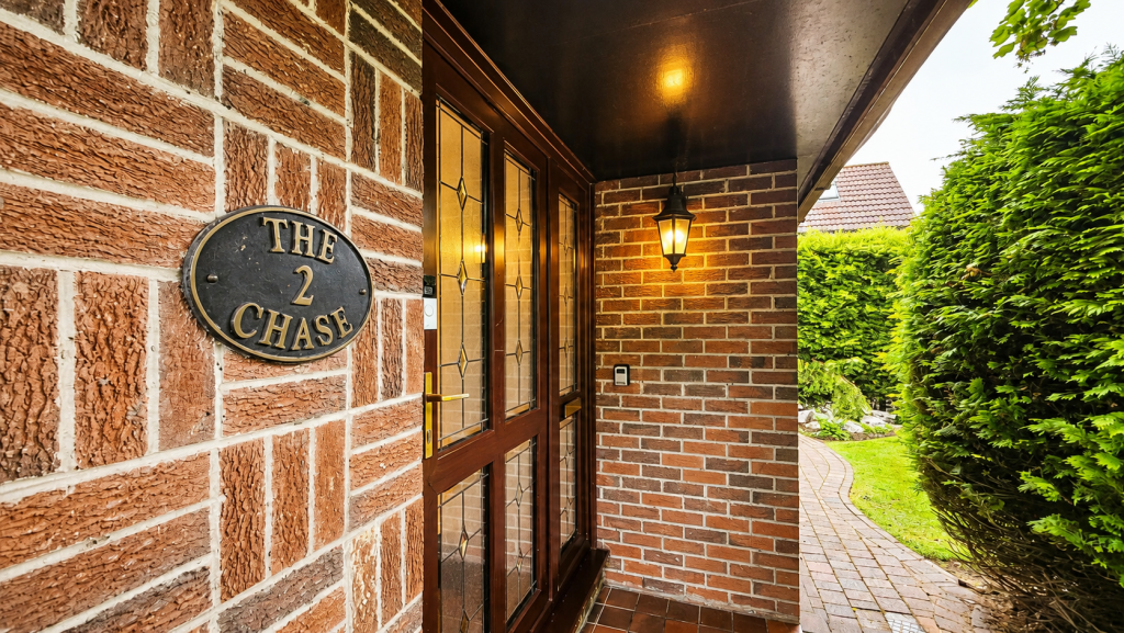 Property photo 2 of 56 5