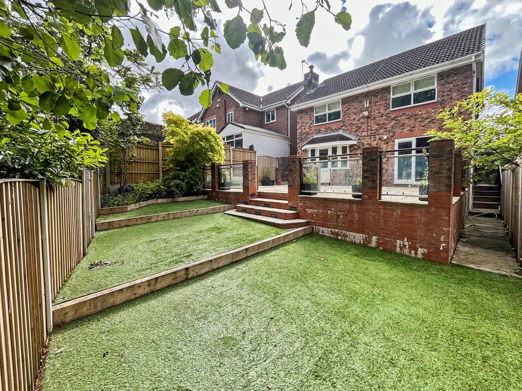 Property photo 2 of 40