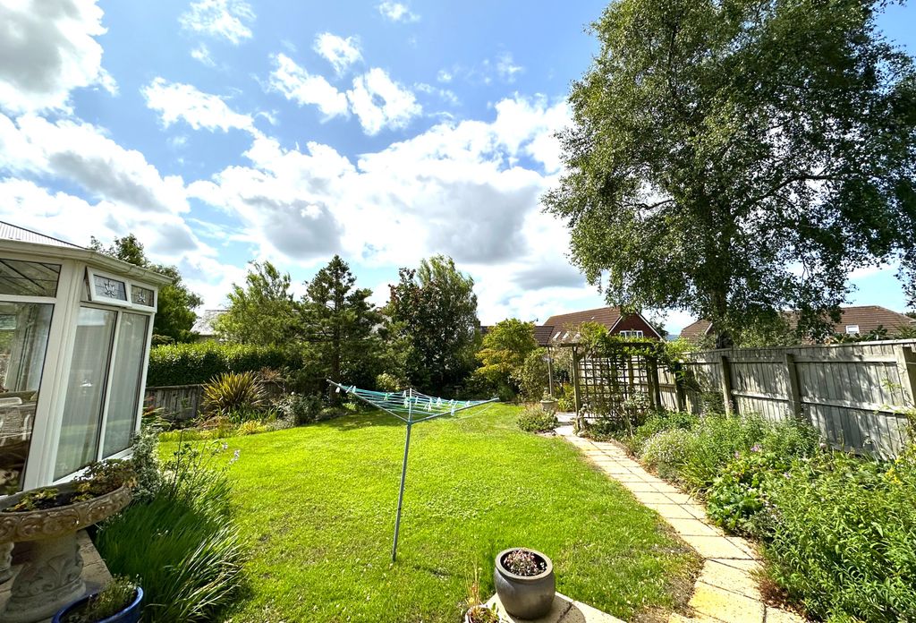 Property photo 3 of 24