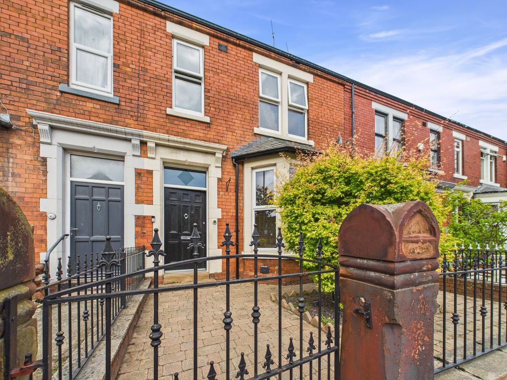 Property photo 1 of 34