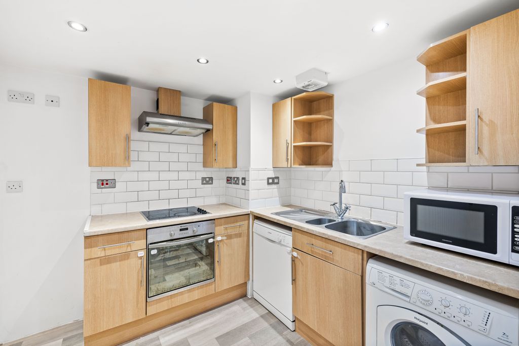 Property photo 3 of 16 Image (5).Jpg