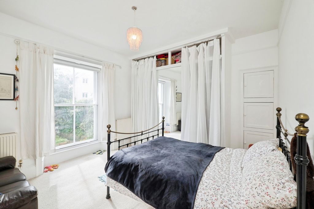 Additional image 8 of 2 bed flat for salePenrose Terrace, Penzance, Cornwall TR18