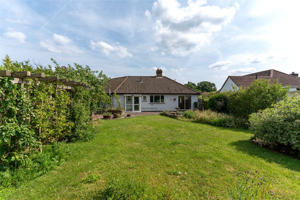 Property photo 1 of 14 Picture No. 21