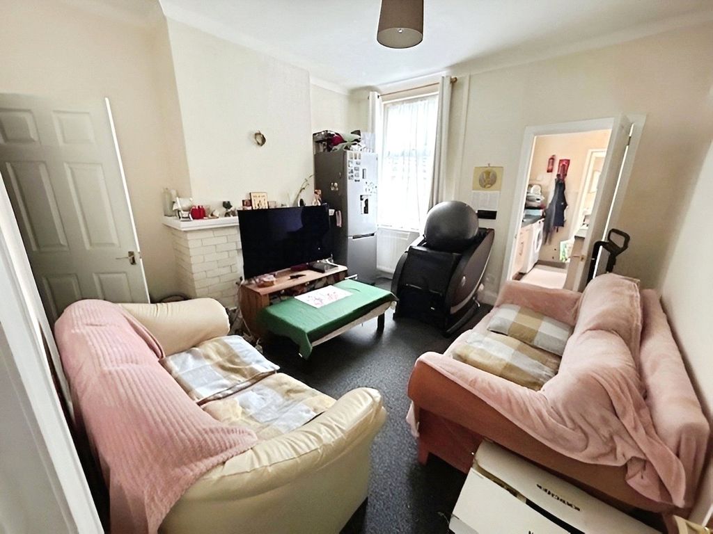 Property photo 3 of 10 Picture No. 14