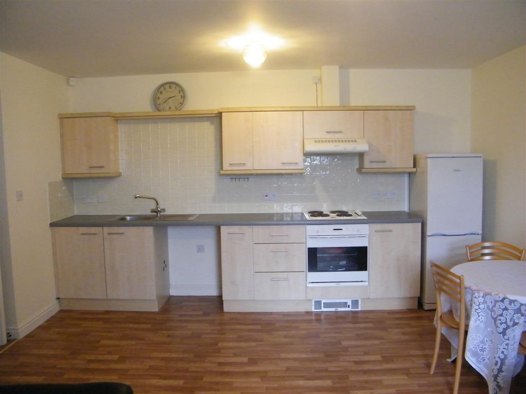 Property photo 2 of 6