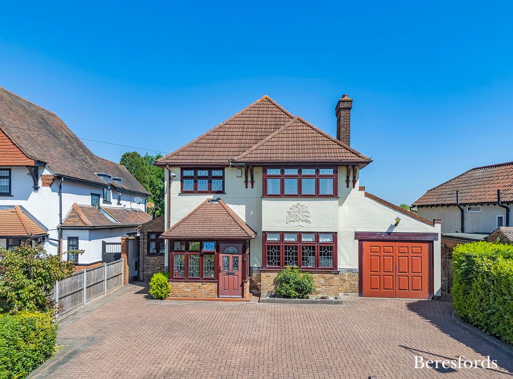 Property photo 1 of 28 Picture No. 03