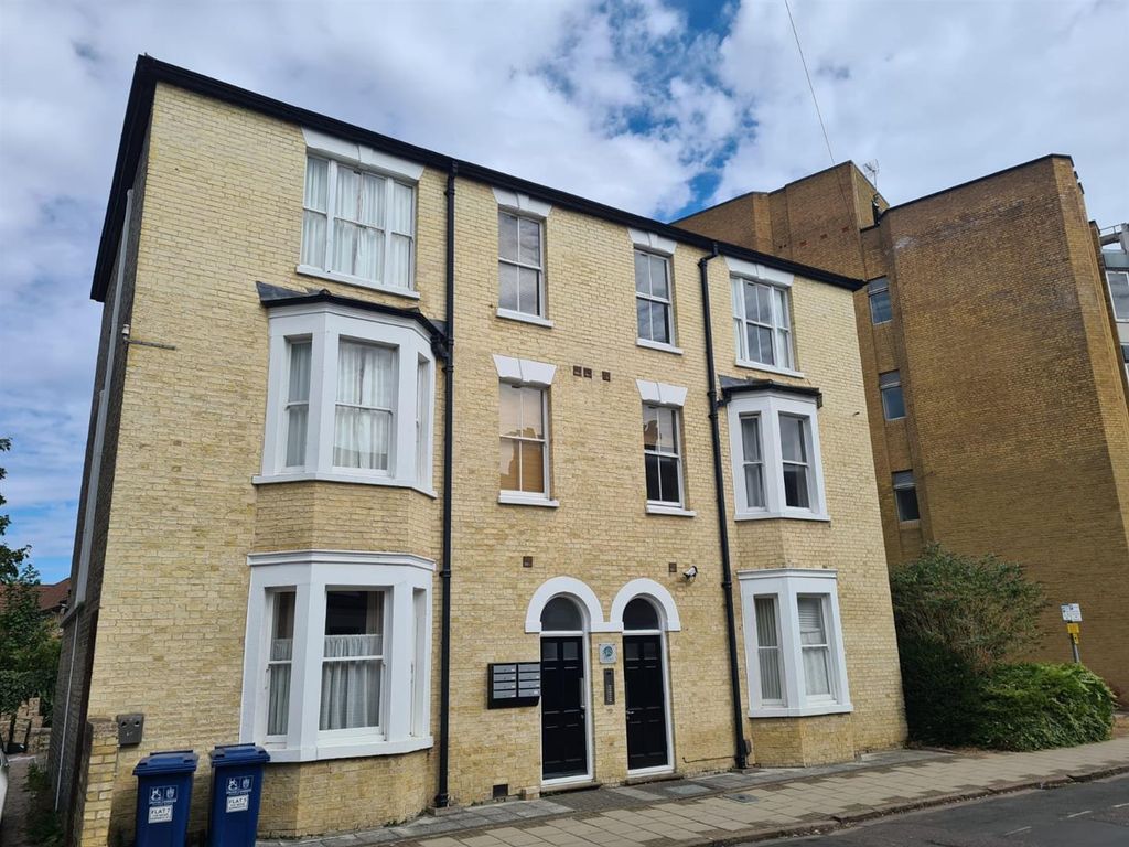 Property photo 1 of 7 Ed922400-5c66-4310-A79c-32B0A4ee5F2d.Jpg