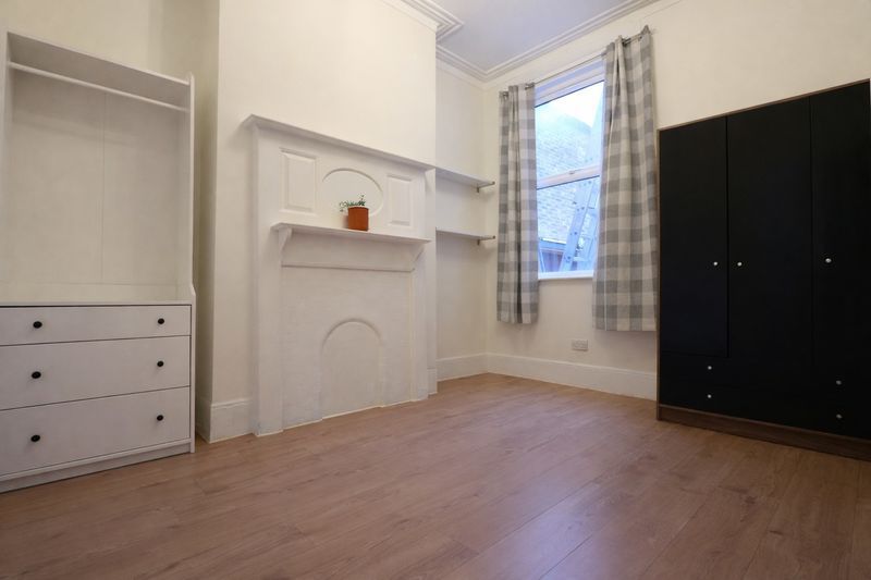 Property photo 3 of 14 Photo 19