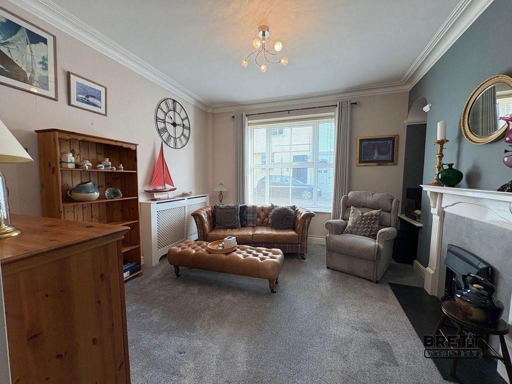 Property photo 3 of 17 Not Specified