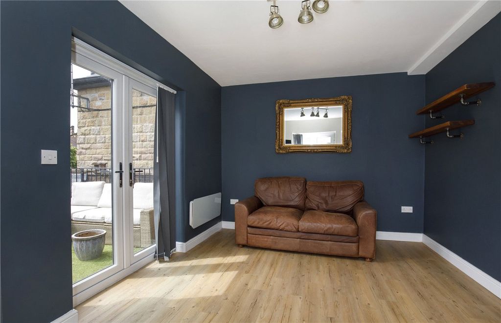 Property photo 2 of 13 Picture No. 06