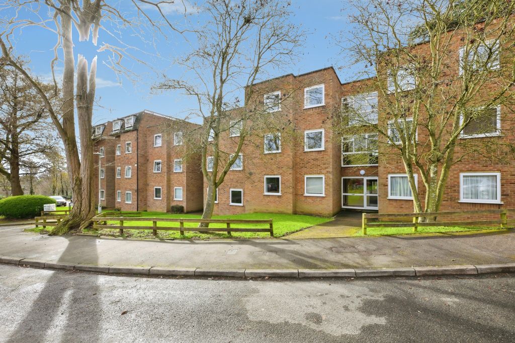 Property photo 1 of 12