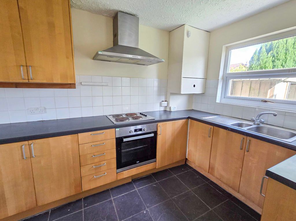 Property photo 3 of 29 Photo 21