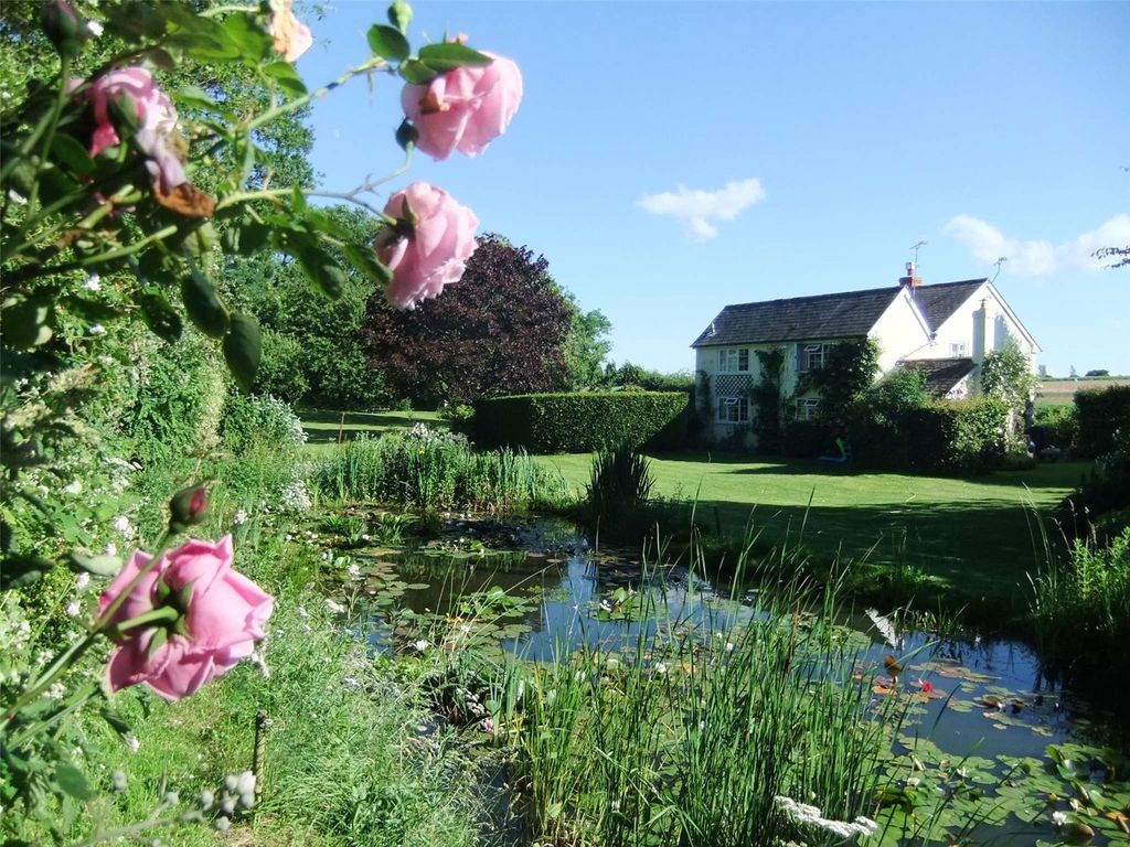 Property photo 2 of 27 Pond And Gardens