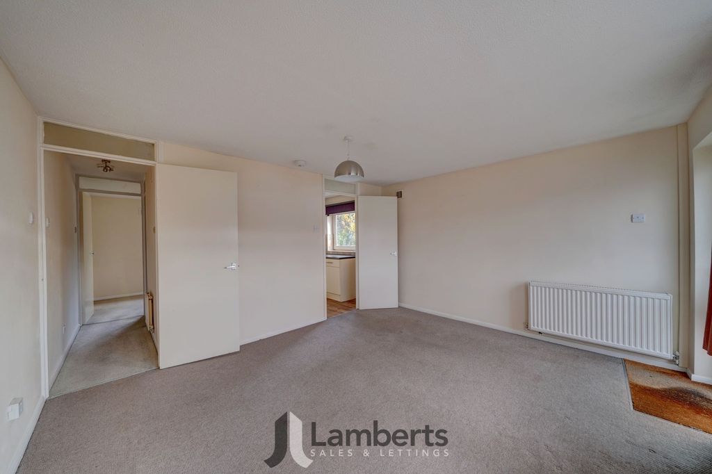 Property photo 2 of 12 Lounge/Diner