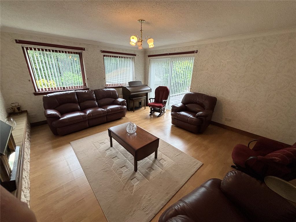 Property photo 3 of 15 Picture No. 15