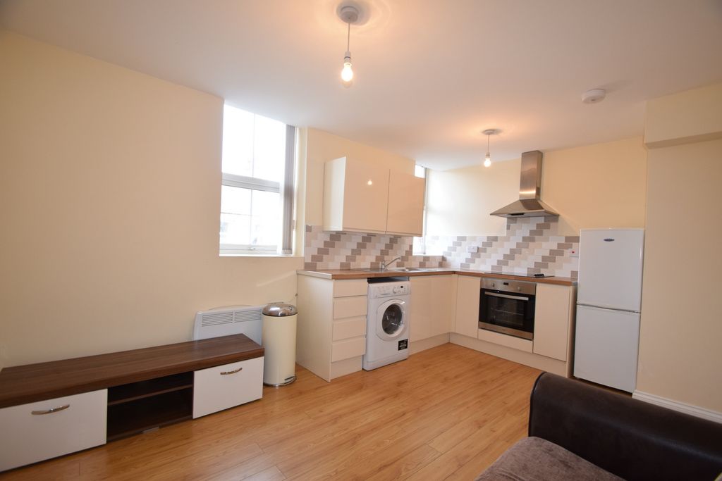 Property photo 2 of 8 Photo 4