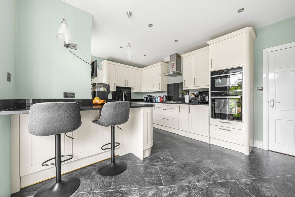 Property photo 3 of 26 343393