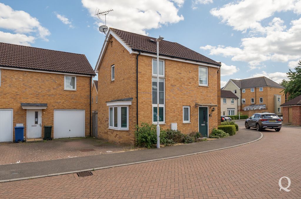 Property photo 1 of 21 3247B107-8Fe3-463...