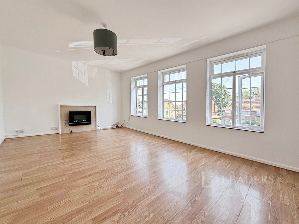 Property photo 2 of 8 2