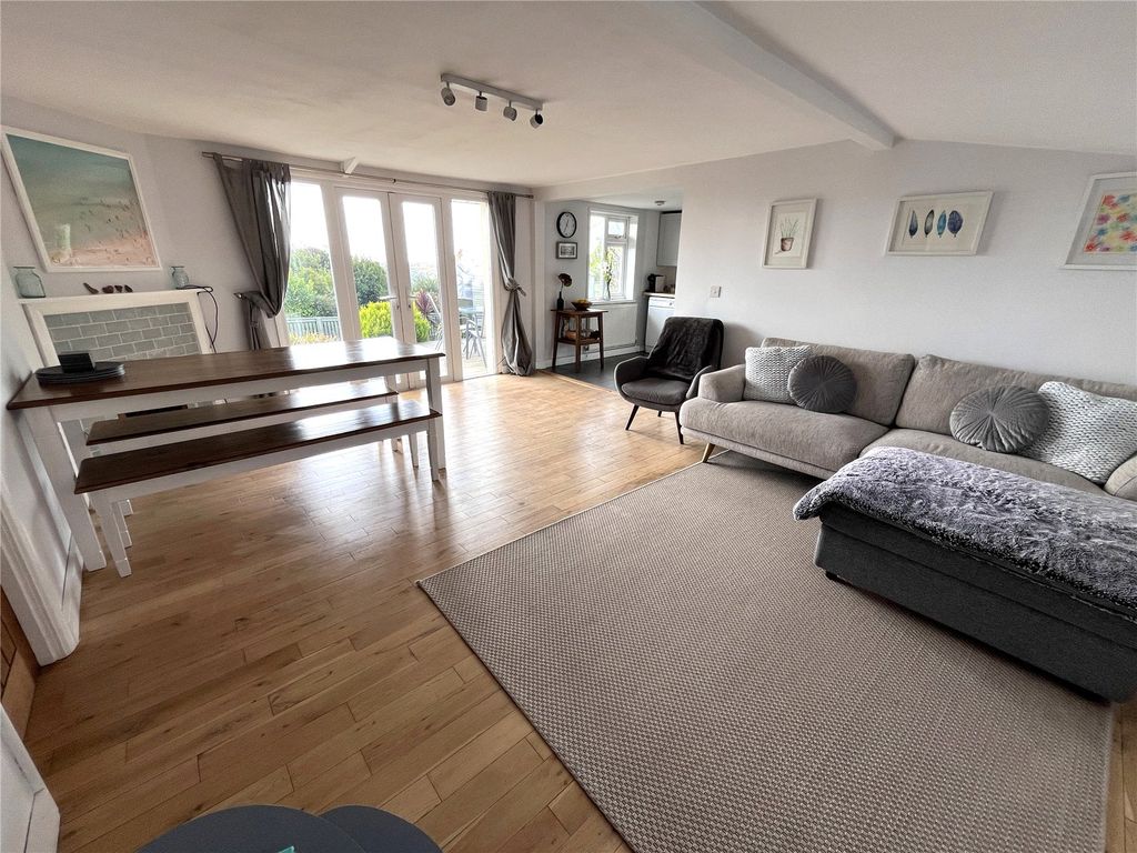 Property photo 2 of 19 Picture No. 39