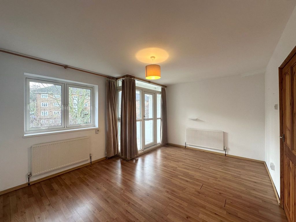 Property photo 2 of 13 Gallery