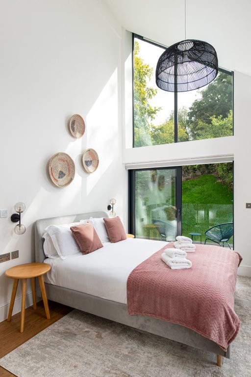 Property photo 3 of 29