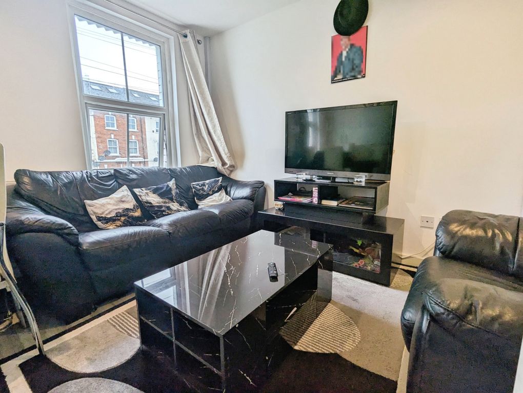 Property photo 3 of 5 Floorplan