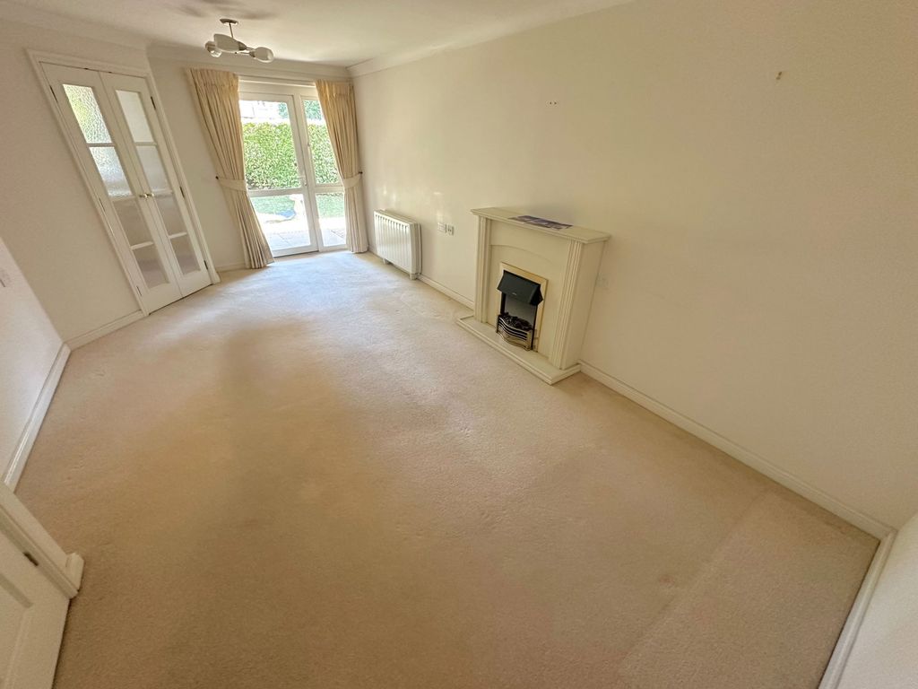 Property photo 2 of 9