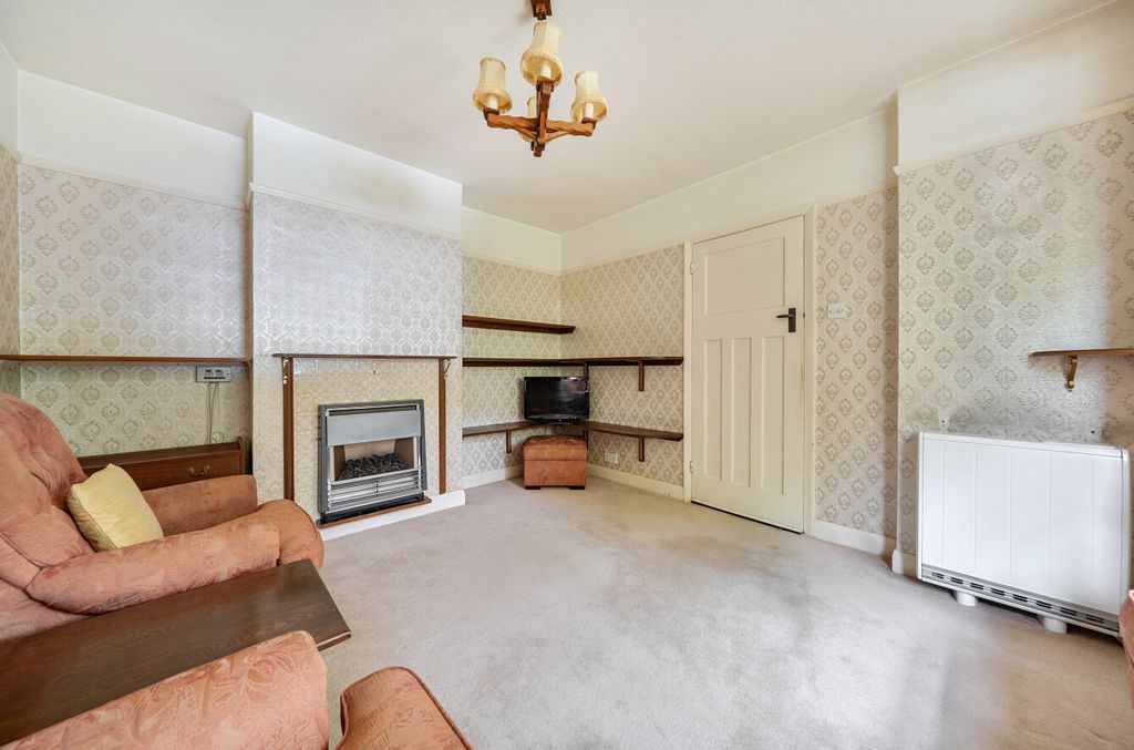 Property photo 3 of 18 1465570-20-6A0c5c...