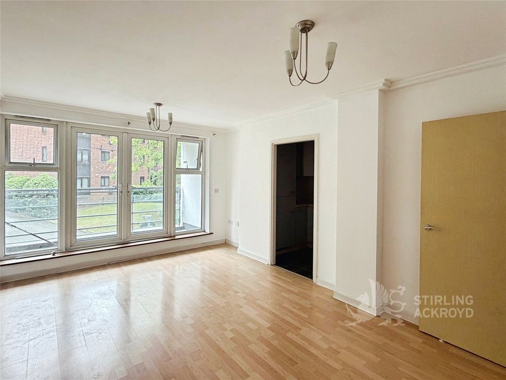 Property photo 2 of 10 Reception Room