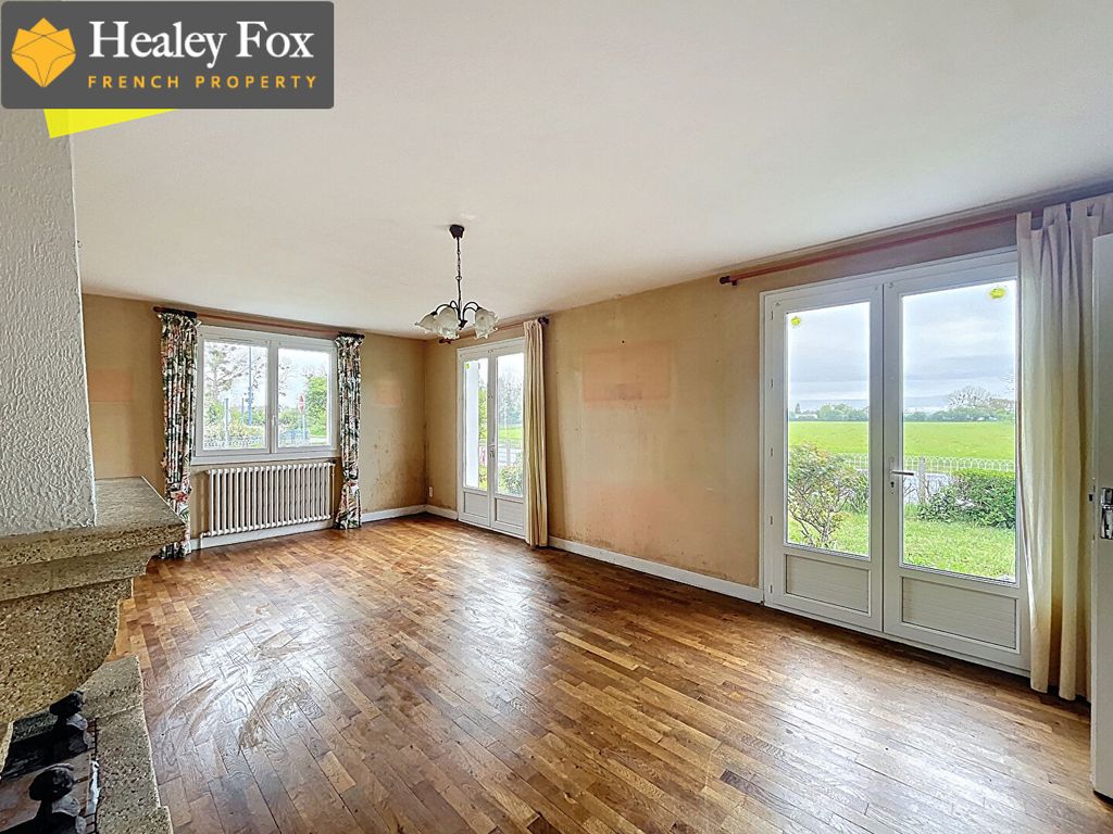 Property photo 3 of 12