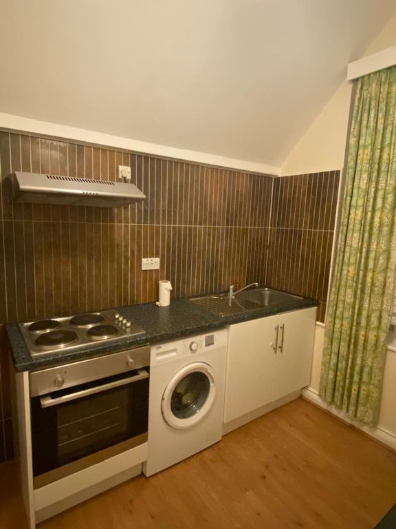 Property photo 2 of 5 7589B0d7-E2c6-4Da2-Ae7c-E0ee75De9Cb8