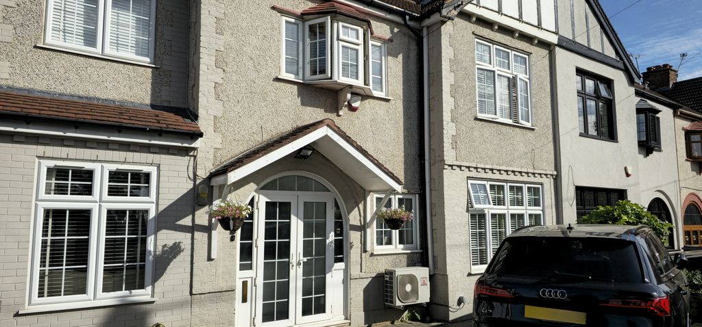 Property photo 1 of 13 Front