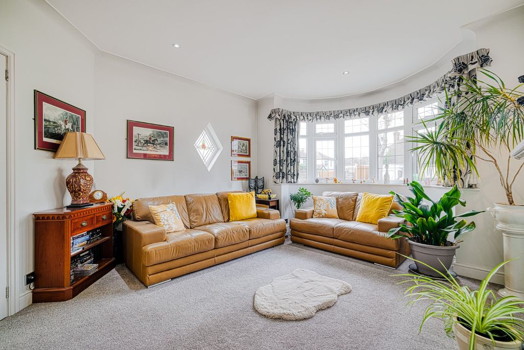 Property photo 2 of 40 Picture No. 63