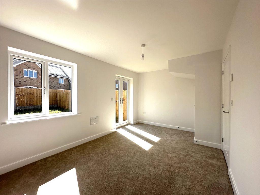 Property photo 3 of 12 Picture No. 29