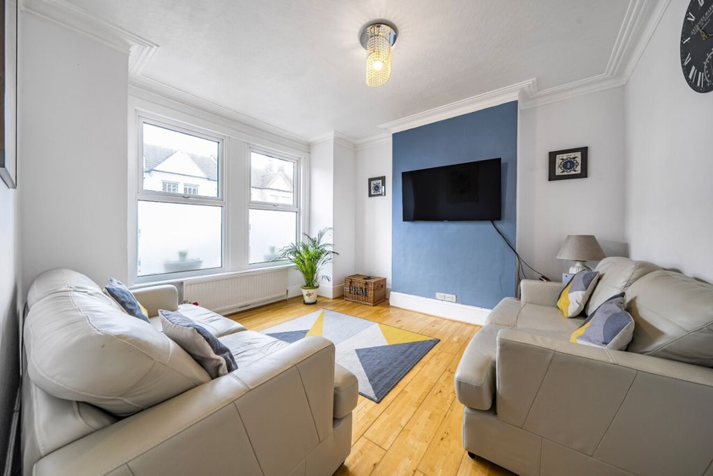 Property photo 2 of 7 1116336 (2)