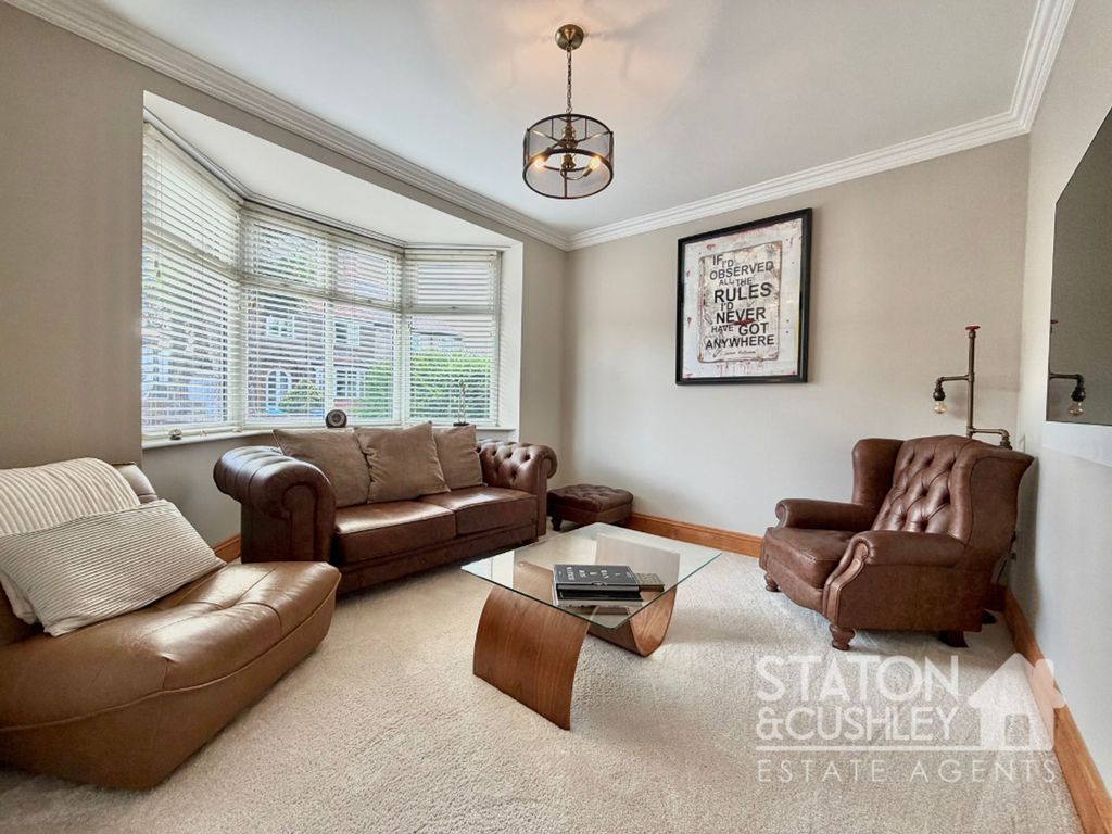 Property photo 3 of 25
