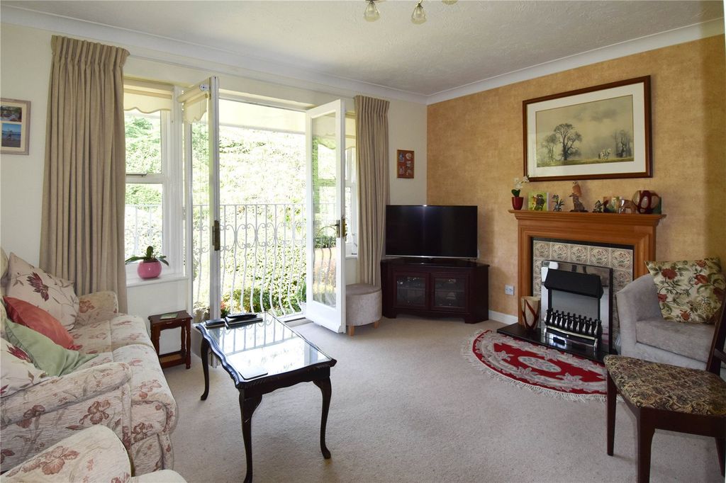 Property photo 2 of 13 Picture No. 10