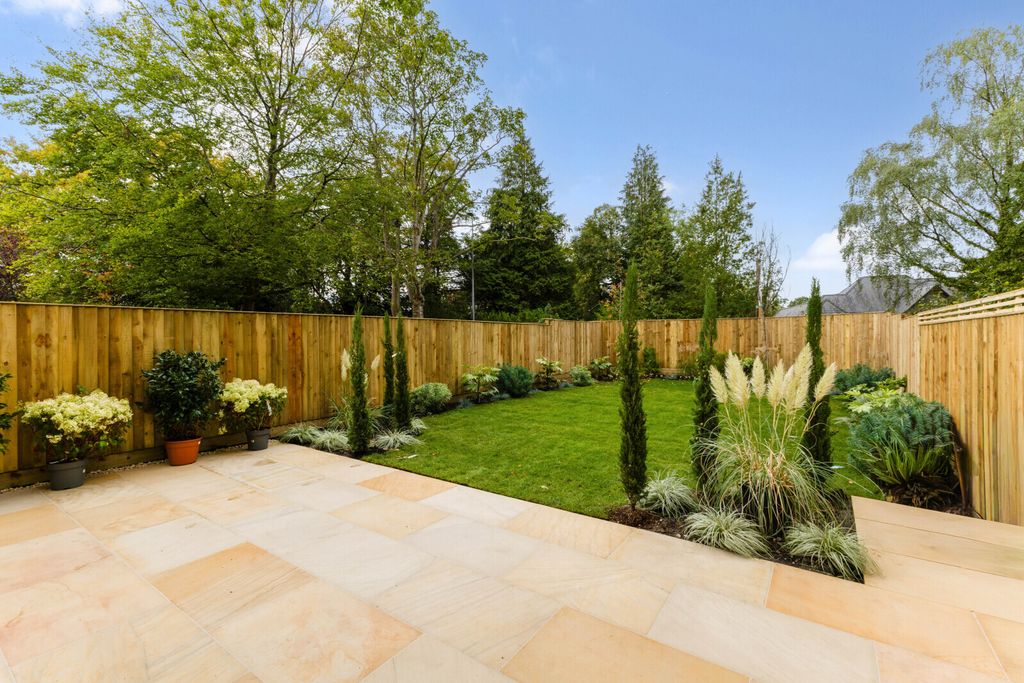 Property photo 2 of 14 Patio