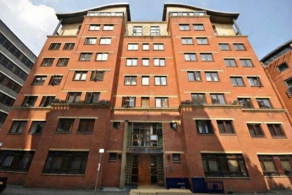 Property photo 2 of 12 46Db1Bf7-Cf5d-4493-96Aa-Df20Cfcbfc95.Jpg