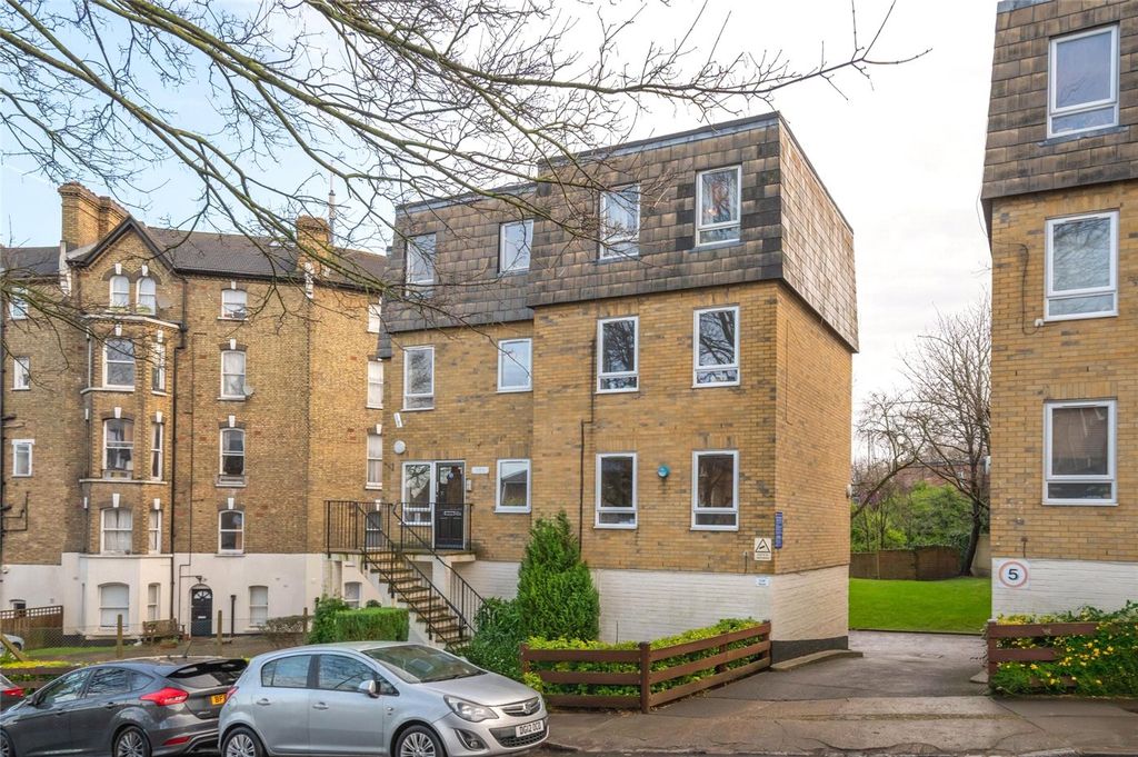 Property photo 1 of 15 Picture No. 02